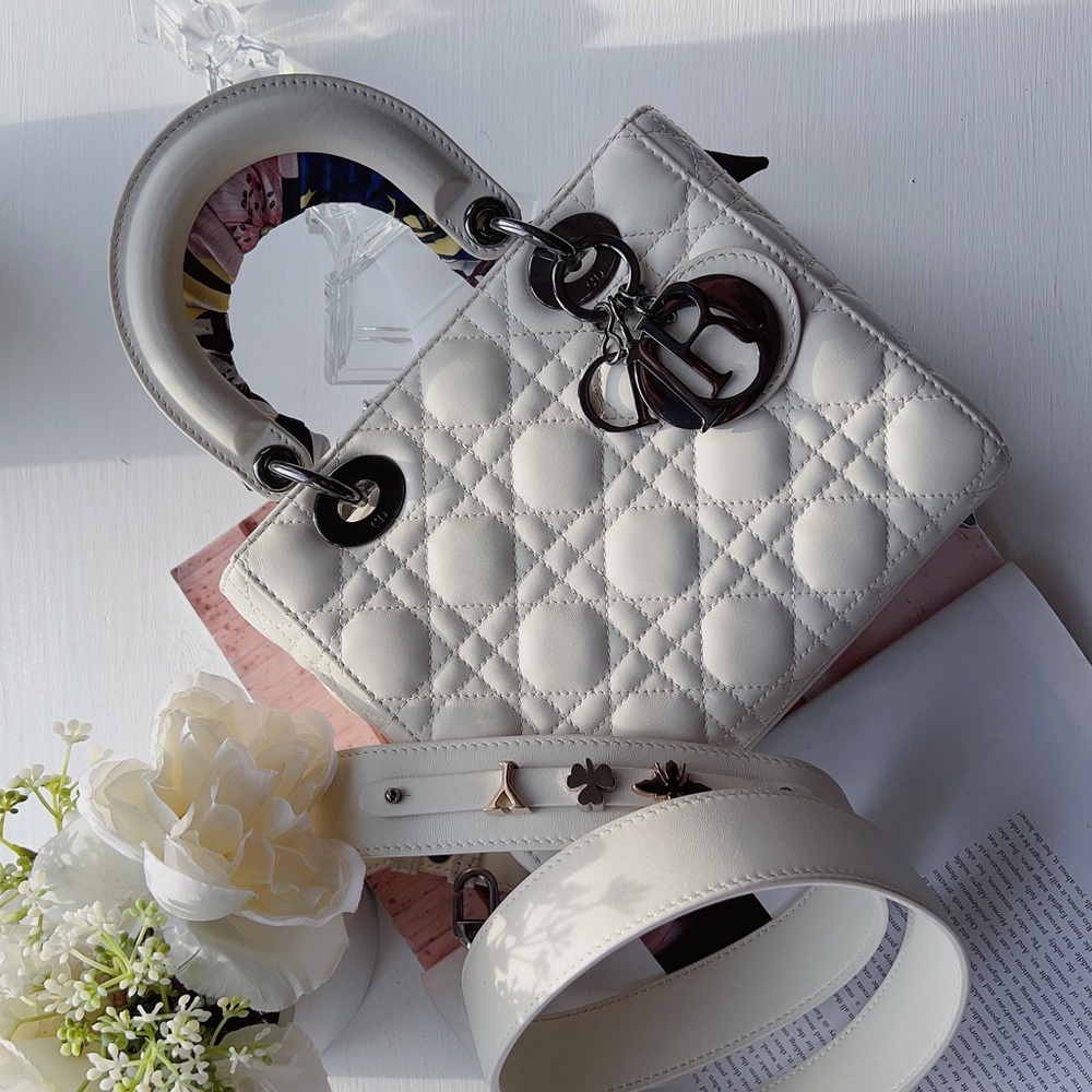 Christian Dior 2021 Small Lady Dior✖️sold✖️